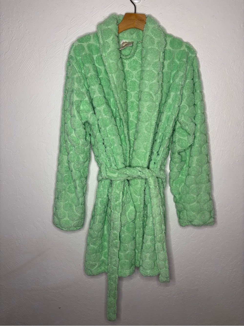 Aegean Apparel Women S/M Robe Belted Short Soft Plush Fuzzy Bright Green Circles
